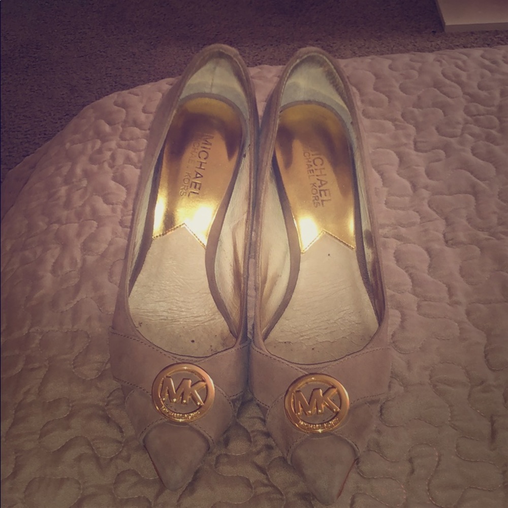 MK Pointy shoes